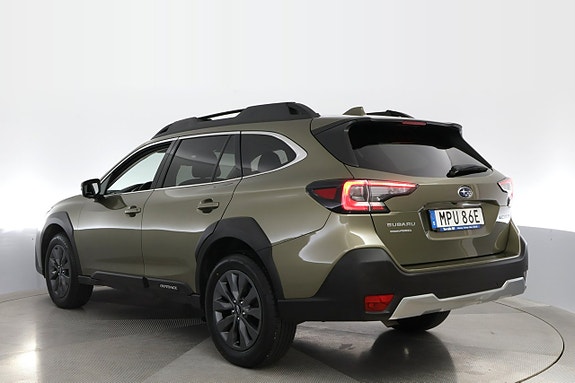 Subaru Outback 3 of 17
