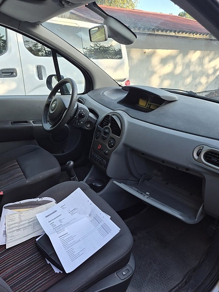 Renault Modus 8 of 12