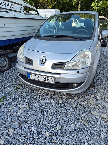 Renault Modus 2 of 12