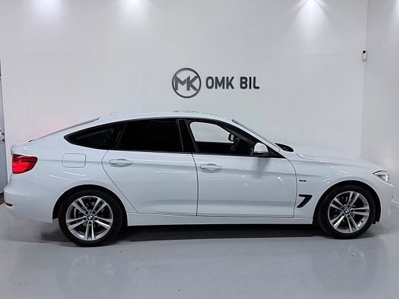 BMW 320d 4 of 25