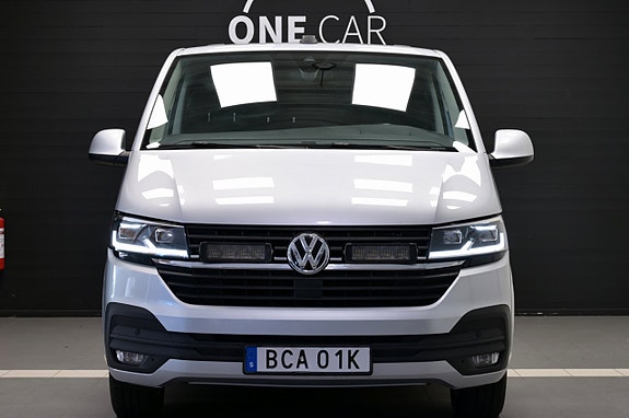 Volkswagen Transporter 2 of 19