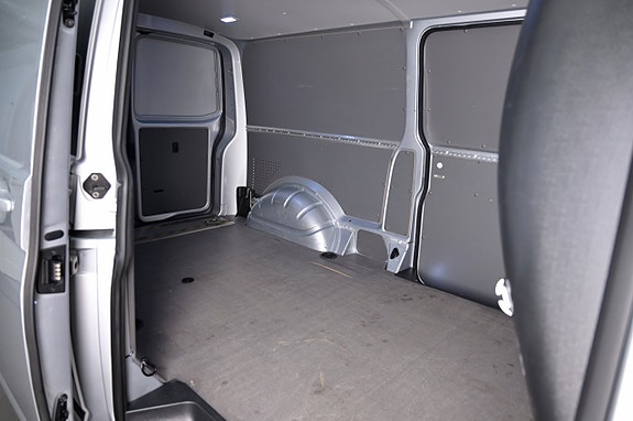 Volkswagen Transporter 9 of 19