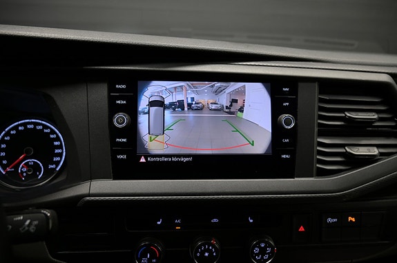 Volkswagen Transporter 16 of 19