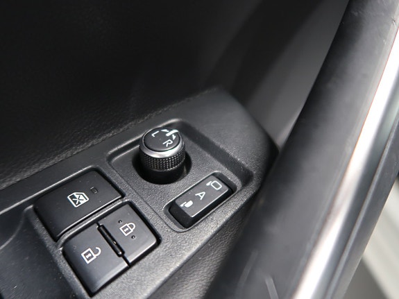 Toyota Corolla 24 of 27