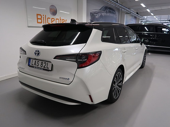 Toyota Corolla 6 of 27