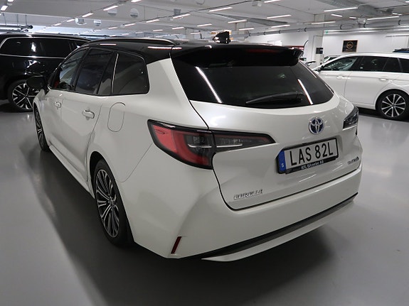 Toyota Corolla 8 of 27