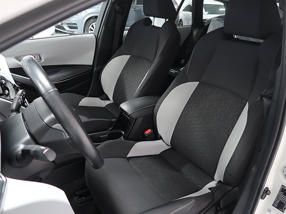 Toyota Corolla 17 of 27