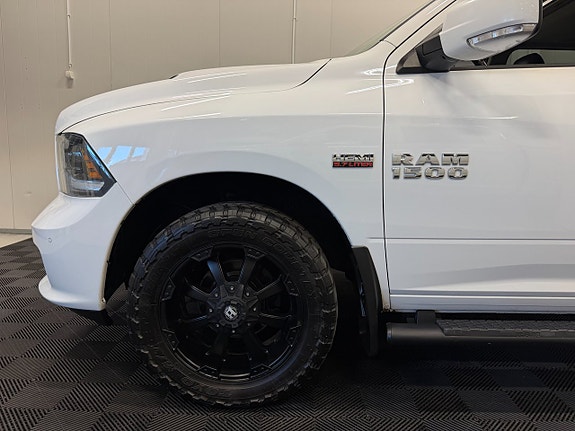 Dodge RAM 1500 11 of 30