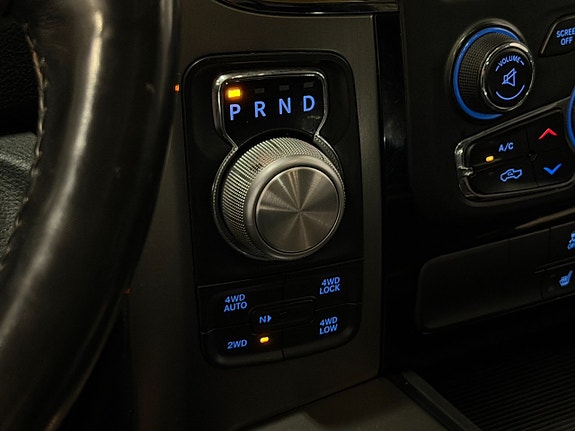 Dodge RAM 1500 26 of 30