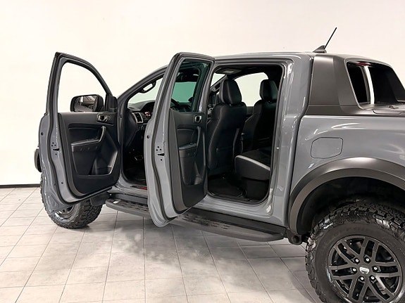 Ford Ranger Raptor 16 of 30