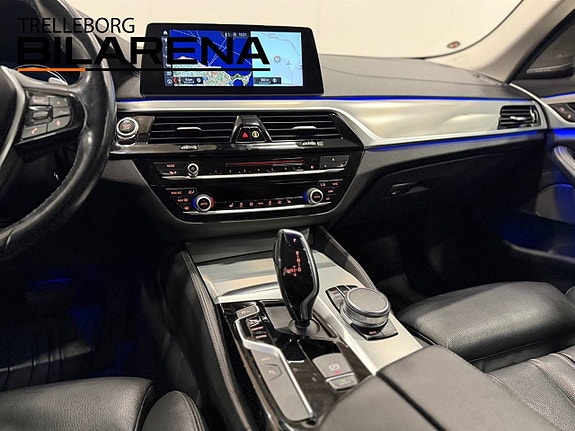 BMW 530e 17 of 27