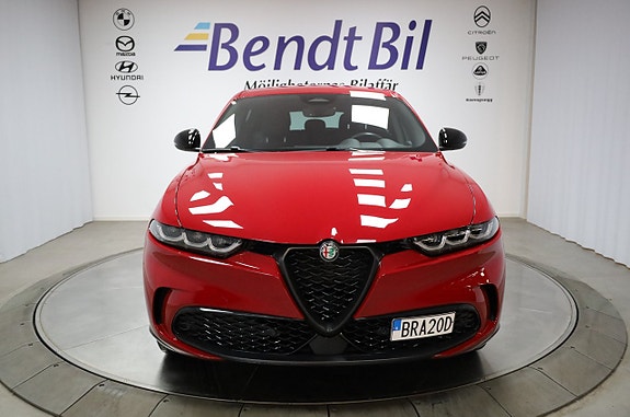 Alfa Romeo Tonale 2 of 30