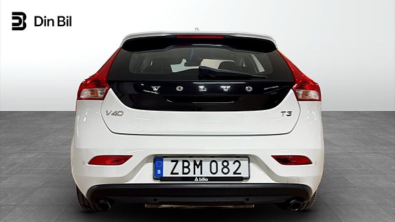 Volvo V40 5 of 12