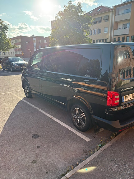 Volkswagen Transporter 3 of 4