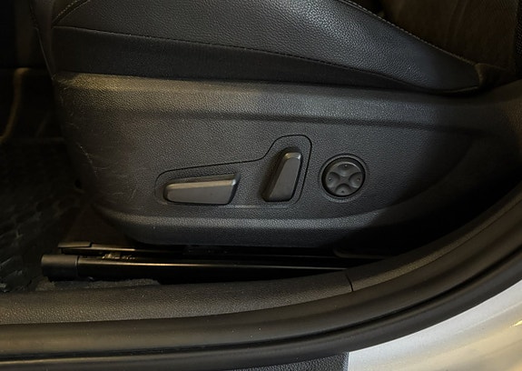 Kia Optima 12 of 23