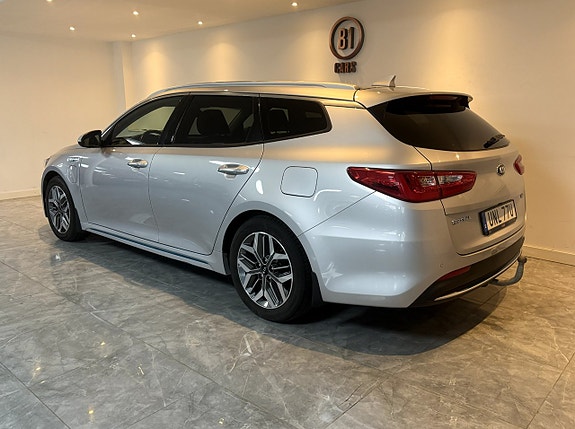 Kia Optima 3 of 23