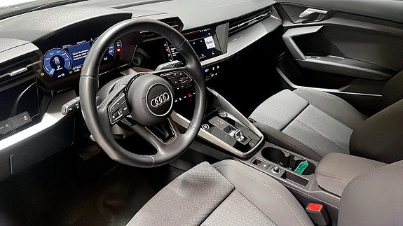 Audi A3 7 of 12