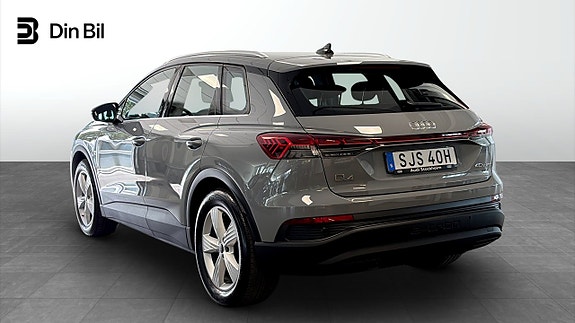 Audi Q4 e-tron 3 of 12