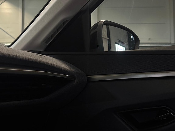 Renault Megane E-Tech 20 of 21