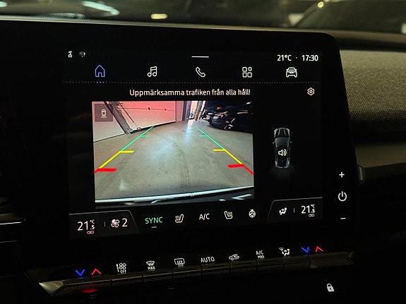 Renault Megane E-Tech 19 of 21