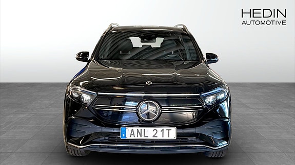 Mercedes-Benz EQB300 8 of 12