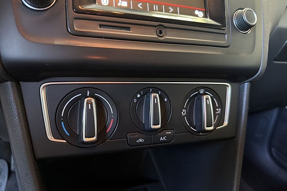 Volkswagen Polo 15 of 18