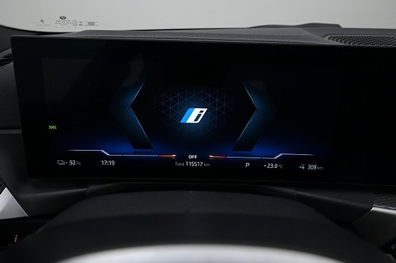 BMW i4 8 of 27