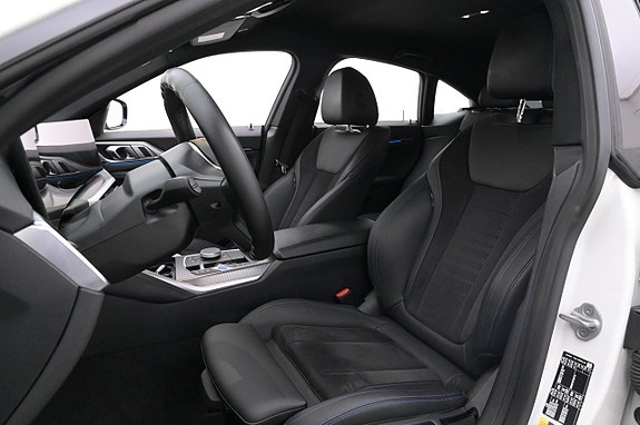 BMW i4 9 of 27