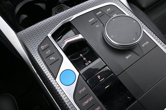 BMW i4 18 of 27