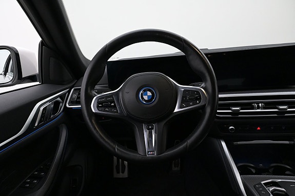 BMW i4 7 of 27