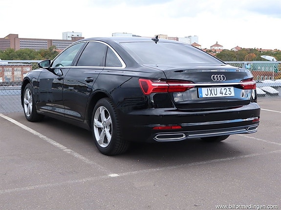 Audi A6 4 of 19