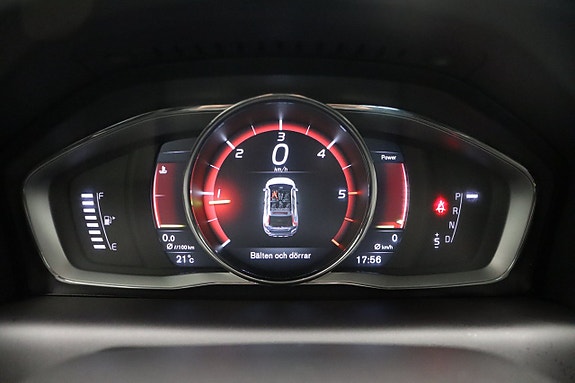Volvo XC60 16 of 28