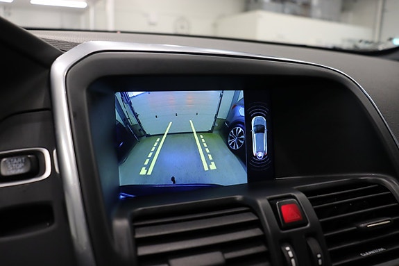 Volvo XC60 17 of 28