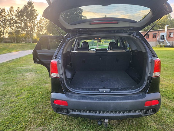 Kia Sorento 6 of 8