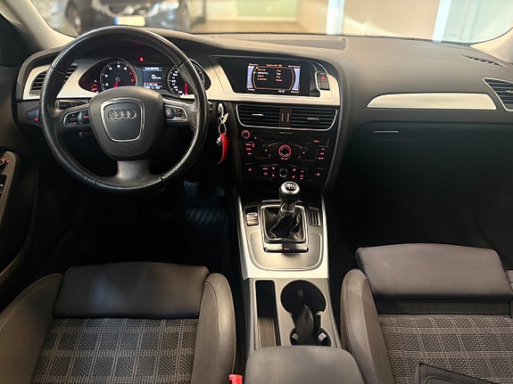 Audi A4 10 of 23