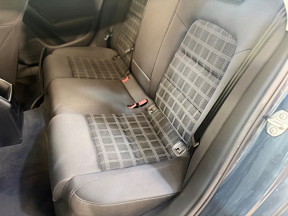 Audi A4 22 of 23