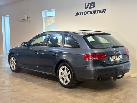 Audi A4 6 of 23