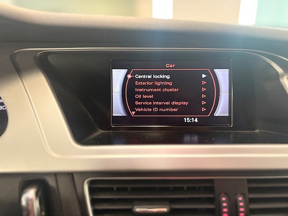 Audi A4 15 of 23
