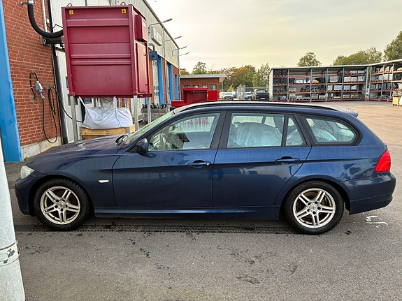 BMW 318d 2 of 8