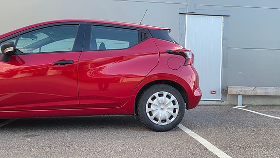 Nissan Micra 4 of 17