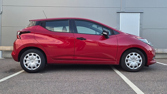 Nissan Micra 13 of 17