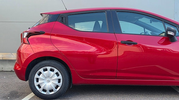Nissan Micra 14 of 17