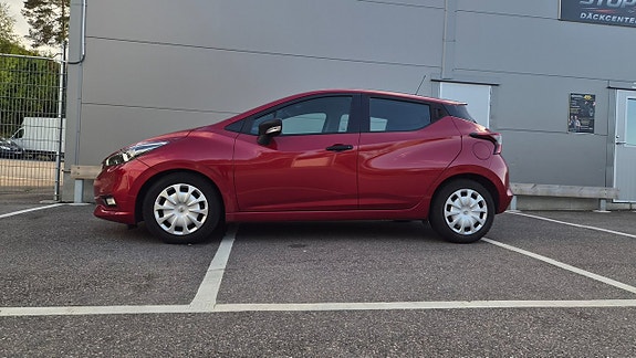 Nissan Micra 2 of 17