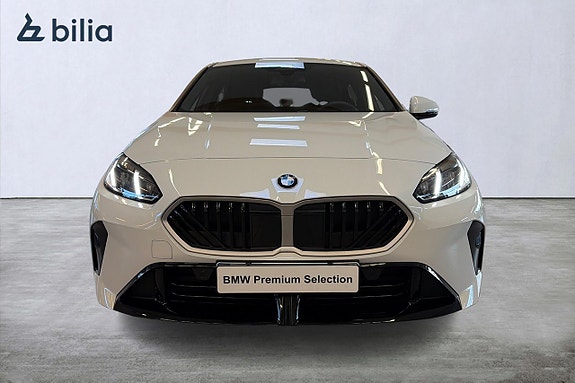 BMW 120 5 of 19