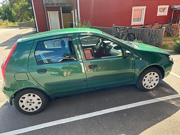 Fiat Punto 3 of 6