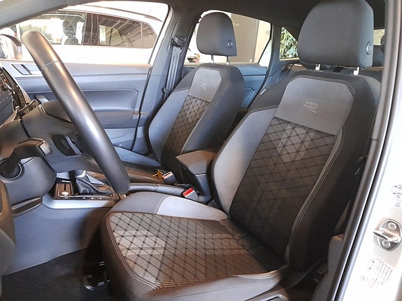 Volkswagen Taigo 10 of 16