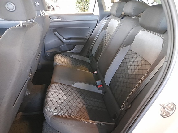 Volkswagen Taigo 7 of 16