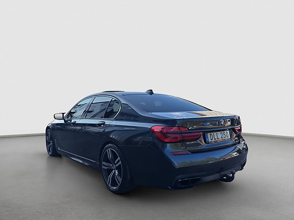 BMW 730 7 of 30