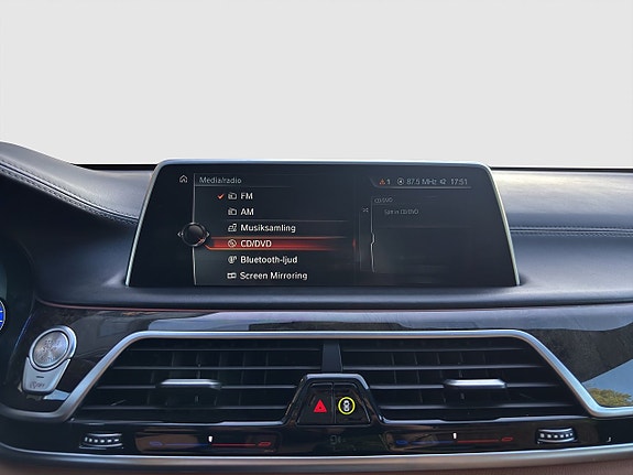 BMW 730 18 of 30