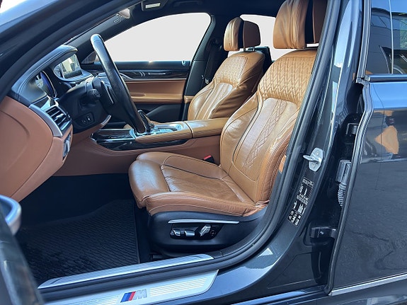 BMW 730 11 of 30